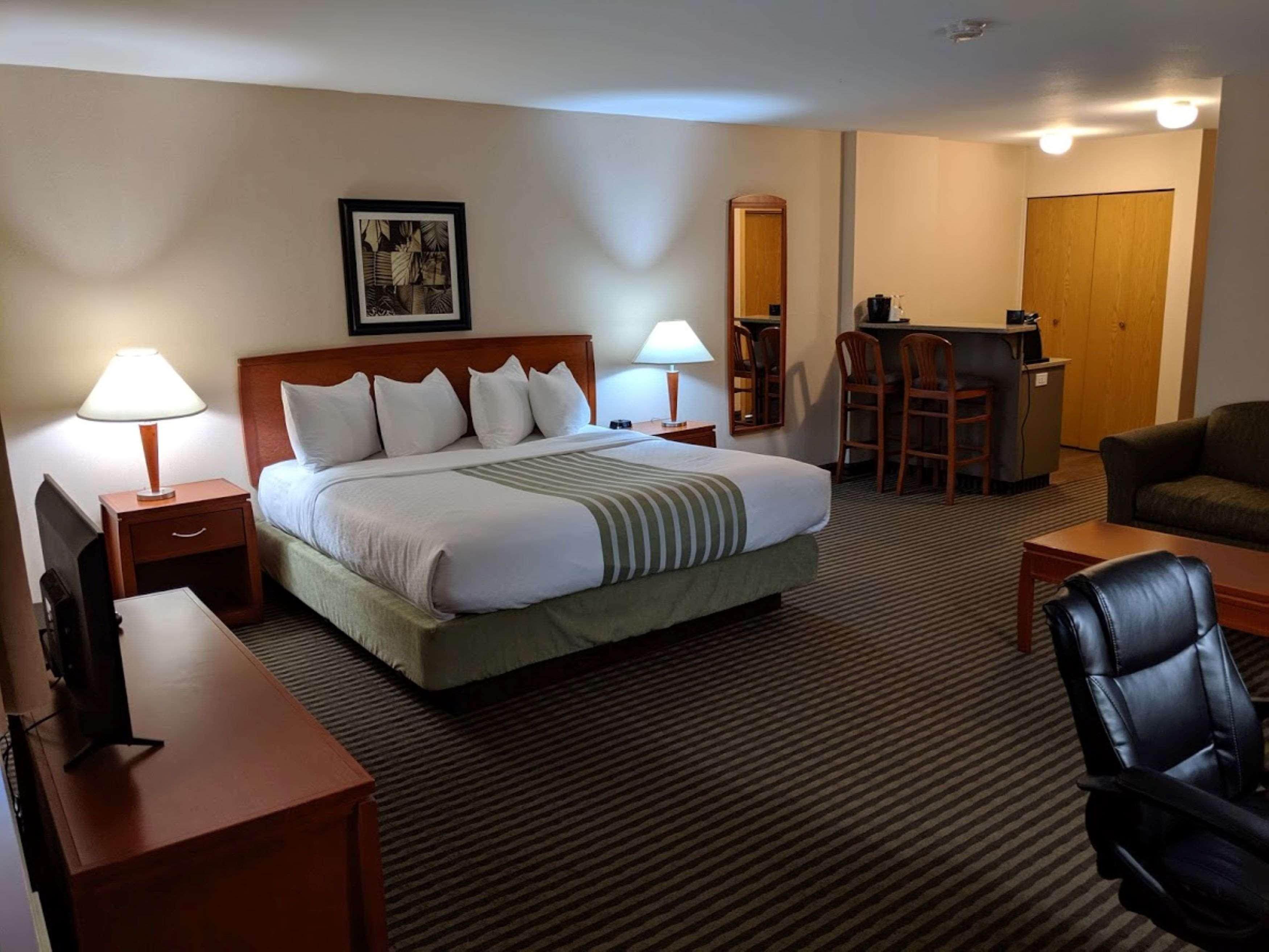 Best Western Premier Ashton Suites - Willowbrook Houston Exterior photo