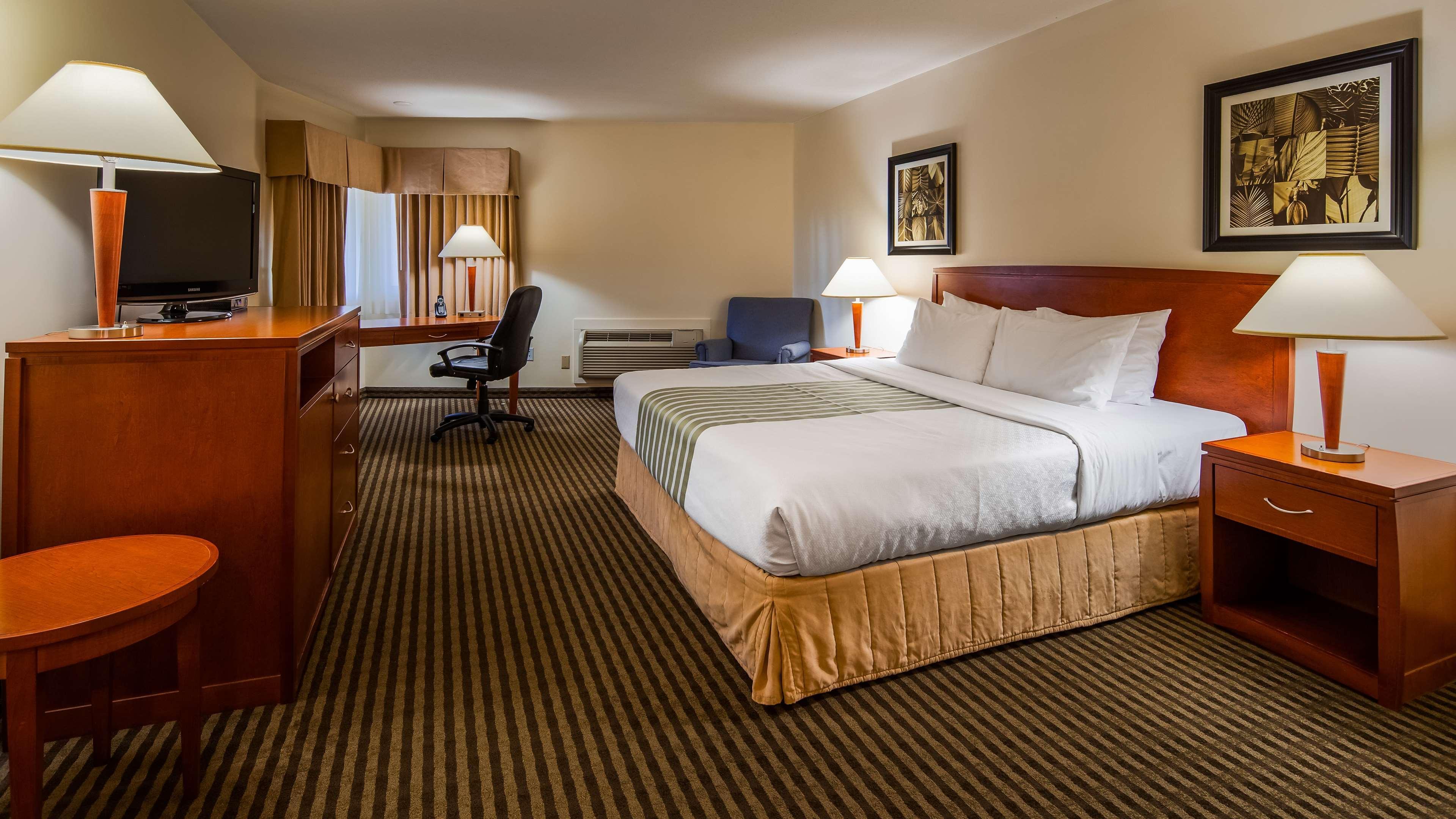 Best Western Premier Ashton Suites - Willowbrook Houston Exterior photo